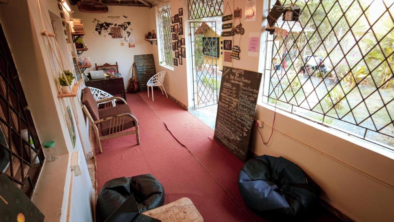 The Peace Hostel 아람볼 외부 사진